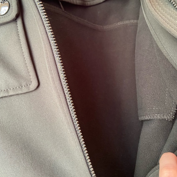 Michael Kors Rain Jacket size Large - Picture 7 of 9